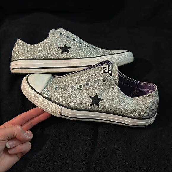 Converse Womens All Star Chuck Taylor Madison Low Size 9 Silver Sparkly Sneakers - Picture 1 of 10